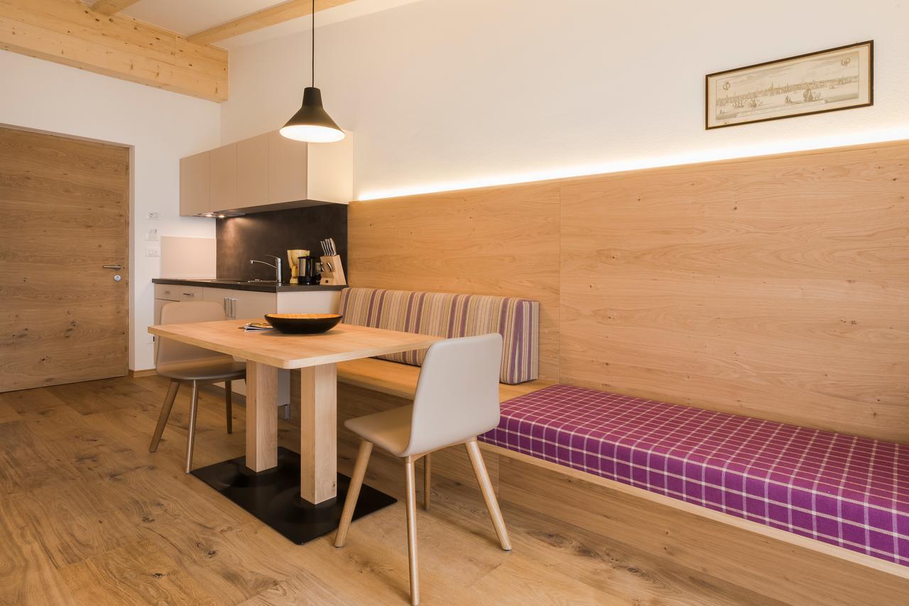Haus Artus Aparthotel Schenna Eksteriør bilde