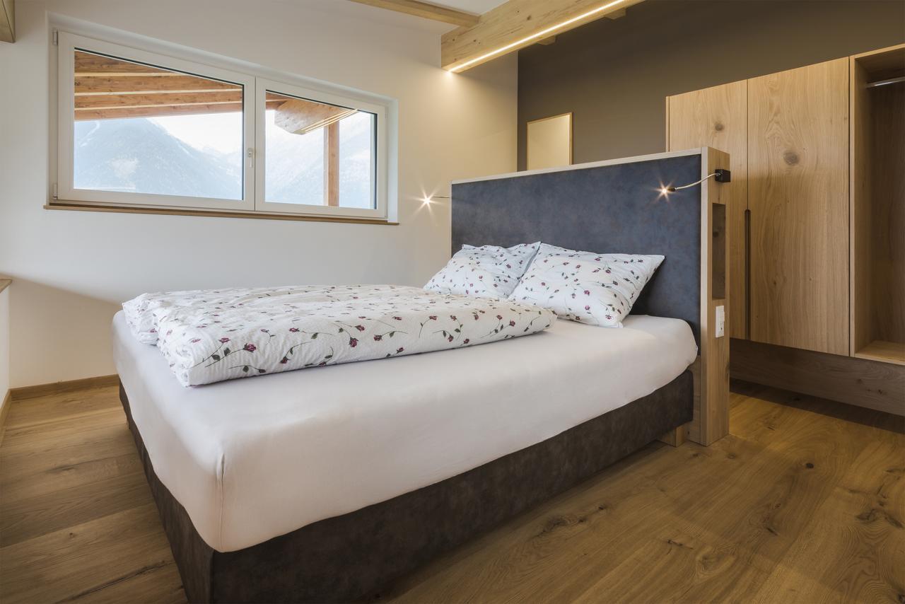 Haus Artus Aparthotel Schenna Eksteriør bilde
